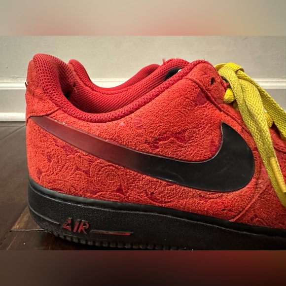 Nike Air Force I Low “Miami Heat” Red Paisley 488298-617 - Men’s Size 10 - Picture 3 of 16